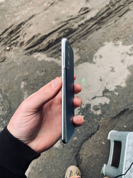 продам телефон Samsung s21+ 5g 8/256 в ідеальному стані
