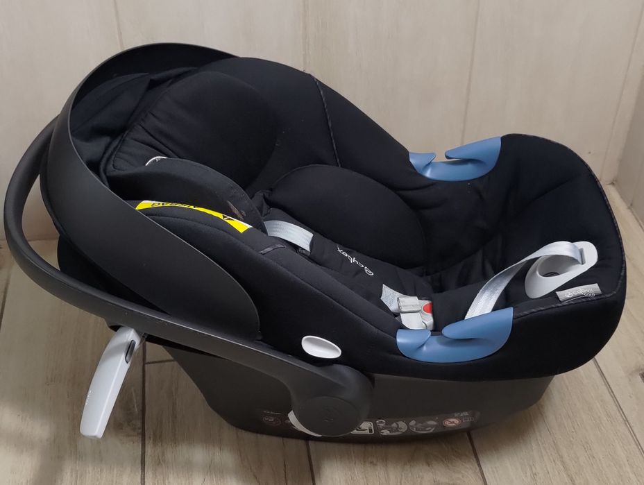 Fotelik Cybex aton M i-size  razem z bazą