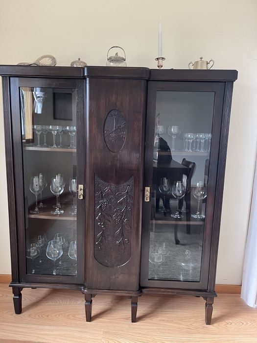 Movel vitrine impecavel