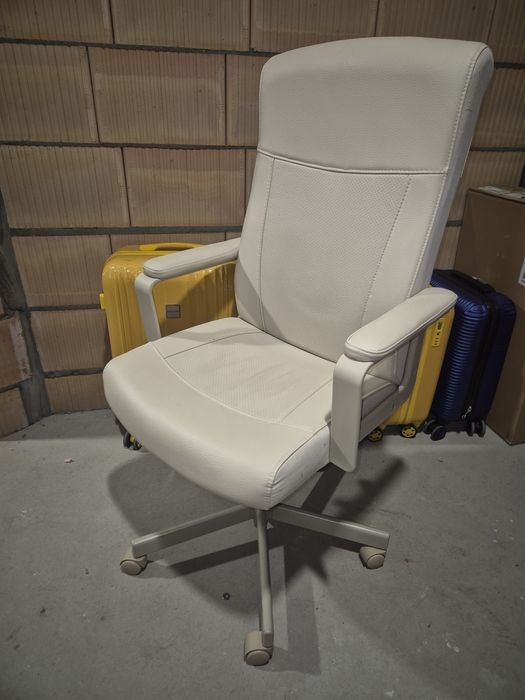 fotel obrotowy IKEA beżowy