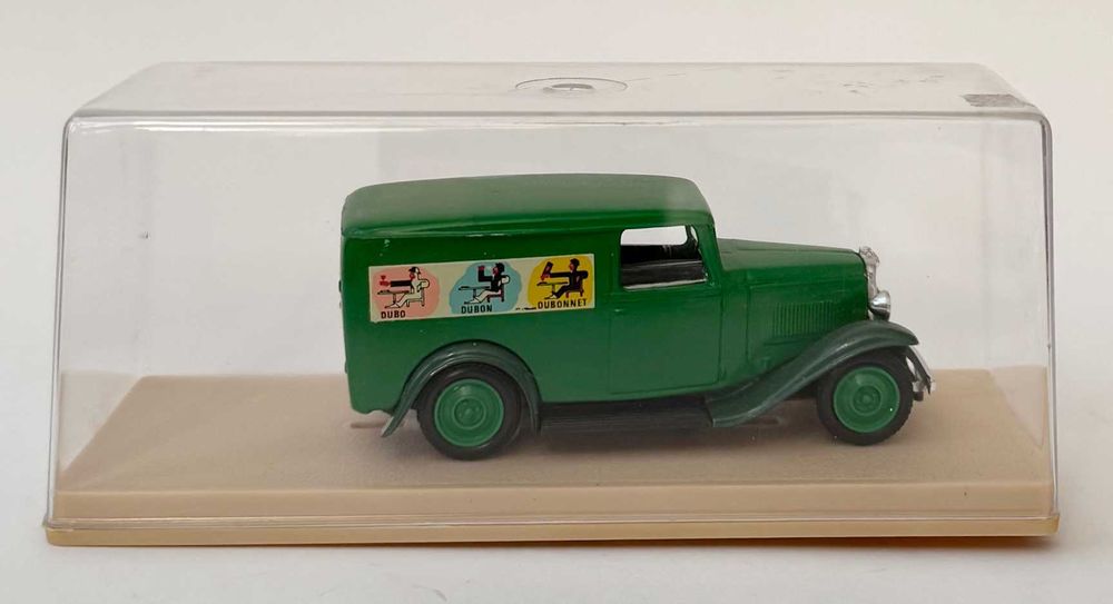 Eligor_CITROEN CAMIONETTE 500 kilos 1934 DUBONNET. Ref. 1007 Escala 1/43. Completo, como novo.