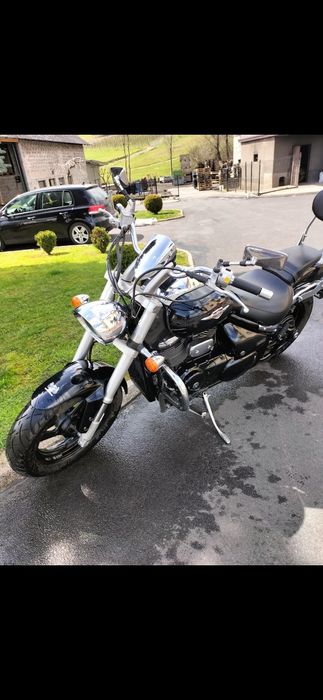 Suzuki Intruder 800 stan idealny !