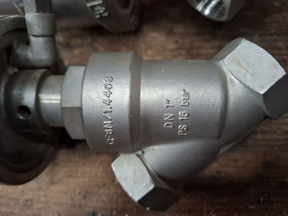 Válvulas inox Italvavole DN 1"