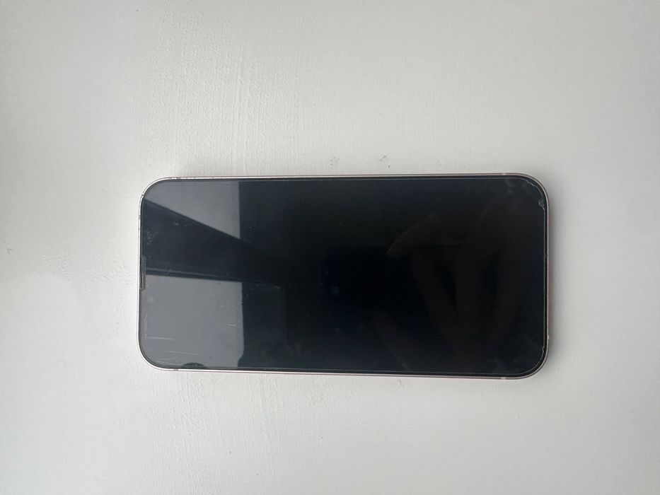 iPhone 13 в гарному стані,ціна договірна