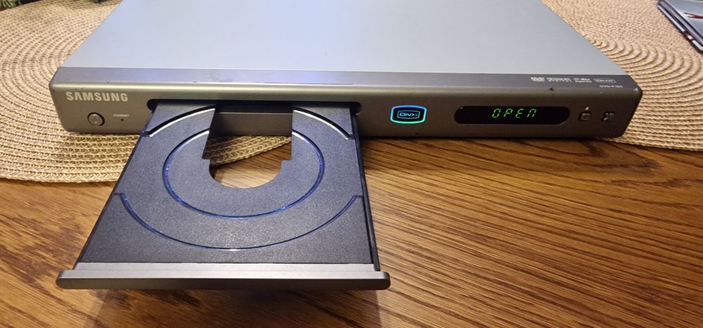 Samsung  DVD-P184/XEO