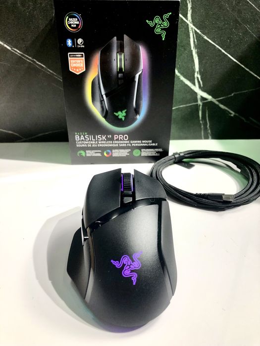 Мишка razer basilisk v3 pro