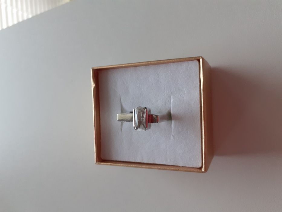 Pierścionek srebrny