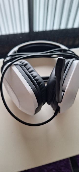 Auscultadores com fios