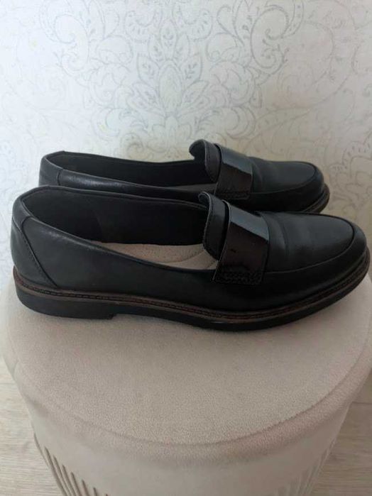 Жіночі лофери оригінальні. 38 розмір (24.5)