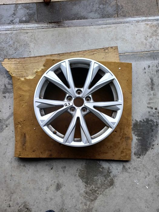 felga audi q3 83a 7jx18 et43 5x112 model 83a601.025k