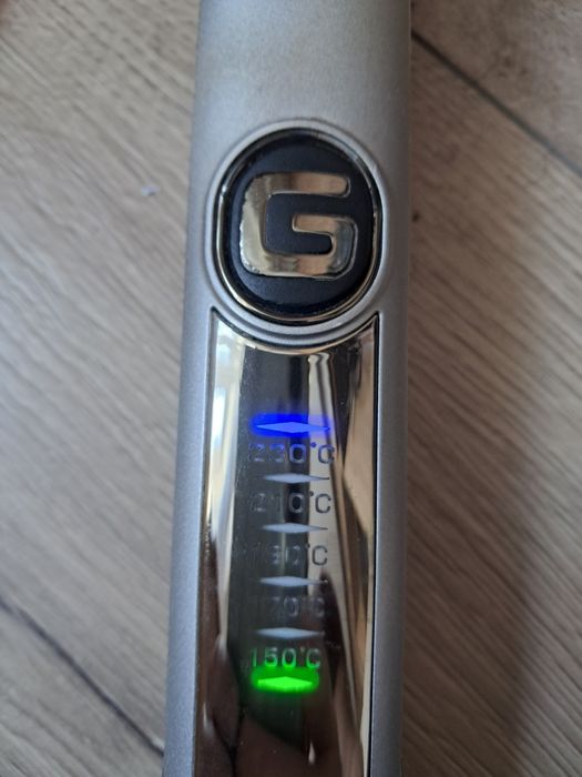 Вирівнювач волося Geemy