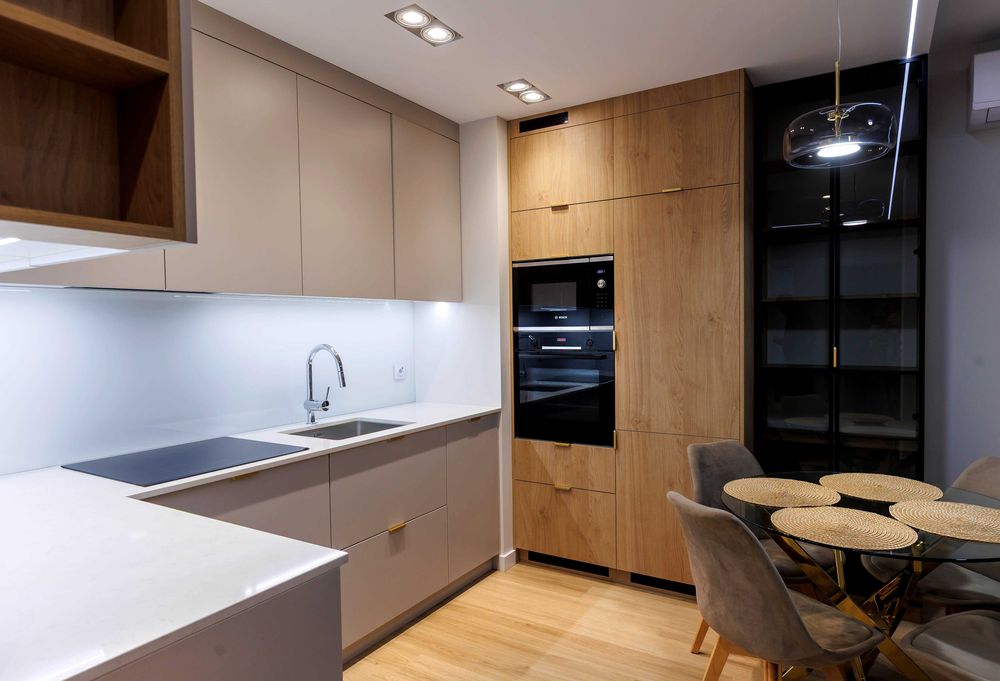 Atrakcyjny apartament w Butikowej Kamienicy przy ul. Sosnowskiego 9