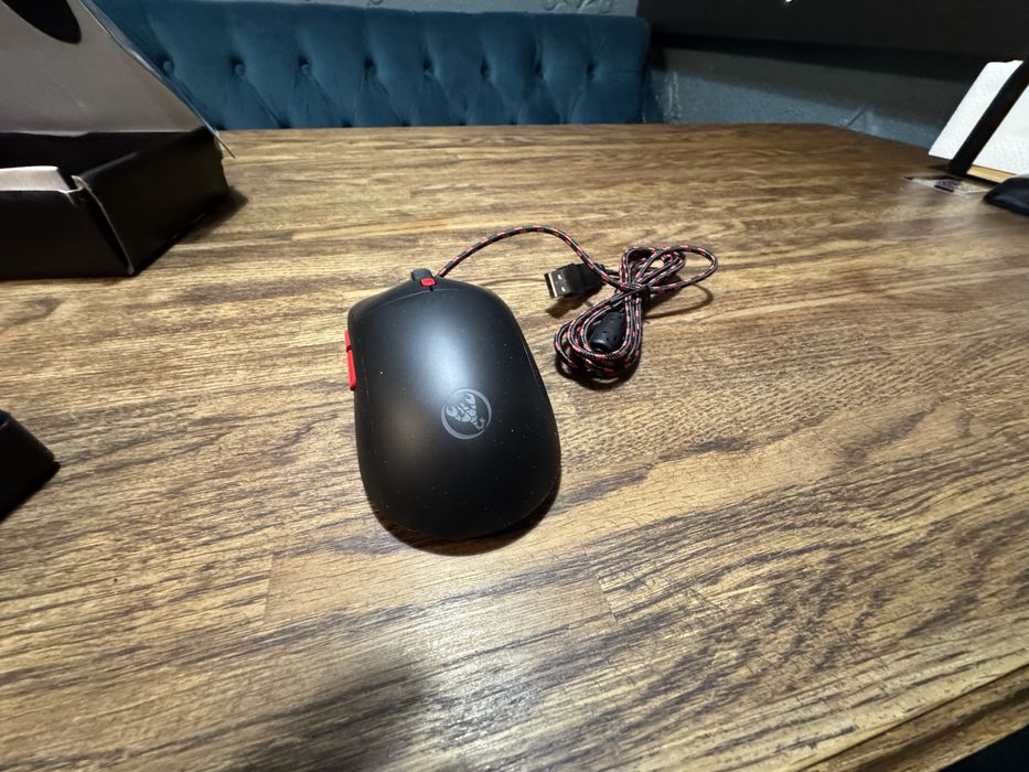 Клавіатура з мишкой