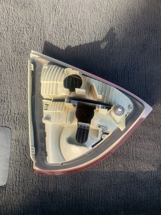 Продам плафон задній правий BMW e91 дорест