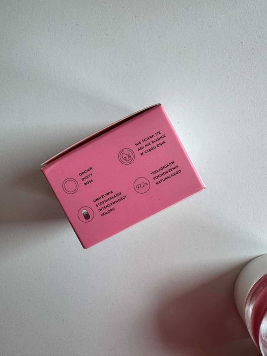 Pielęgnujący róż do policzków dusty rose yourkaya  nowy