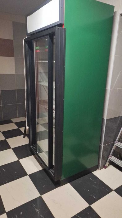 witryny chłodnicze przeszklone  likwidacja sklepu