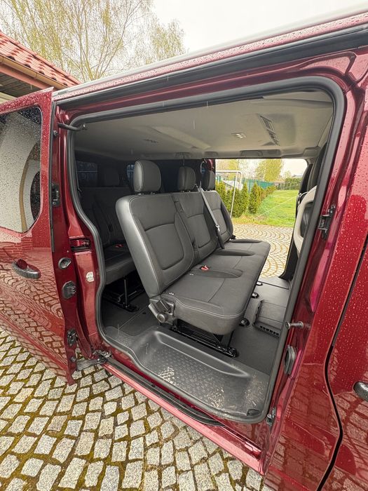 Bus 9 osobowy wynajem renault trafic 2,0 long
