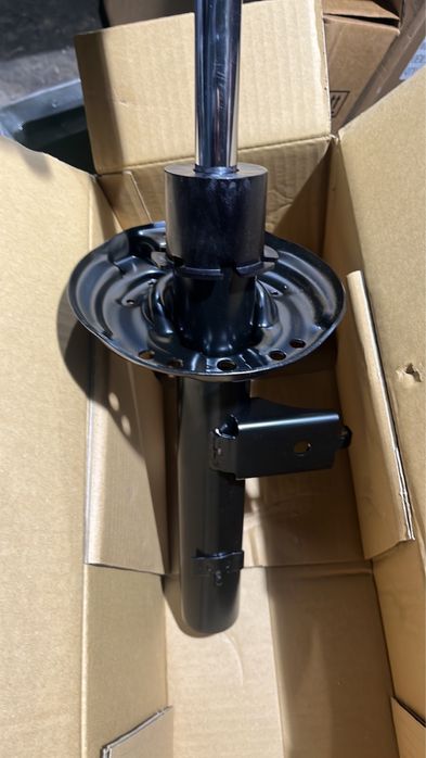 Митсубиси оутлендет 4. 2022 салон , сидения