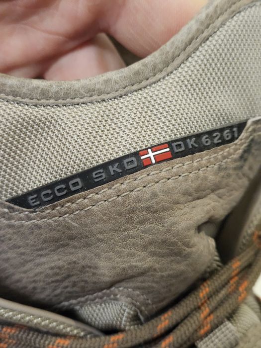 Buty zimowe śniegowce Ecco SKO Trace Gore-Tex r. 40