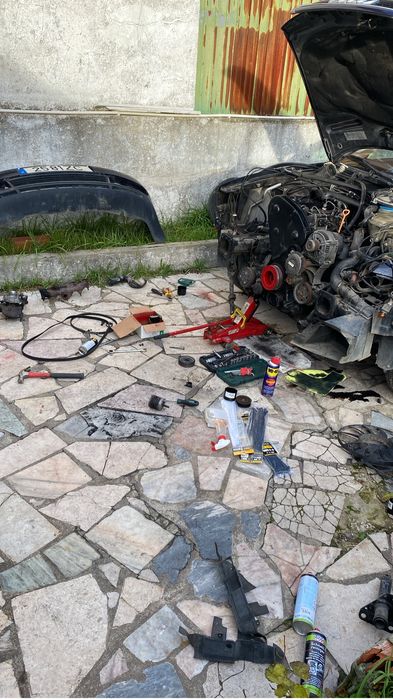 Ola, disponho servissos mecanica automovel a deslocamento
