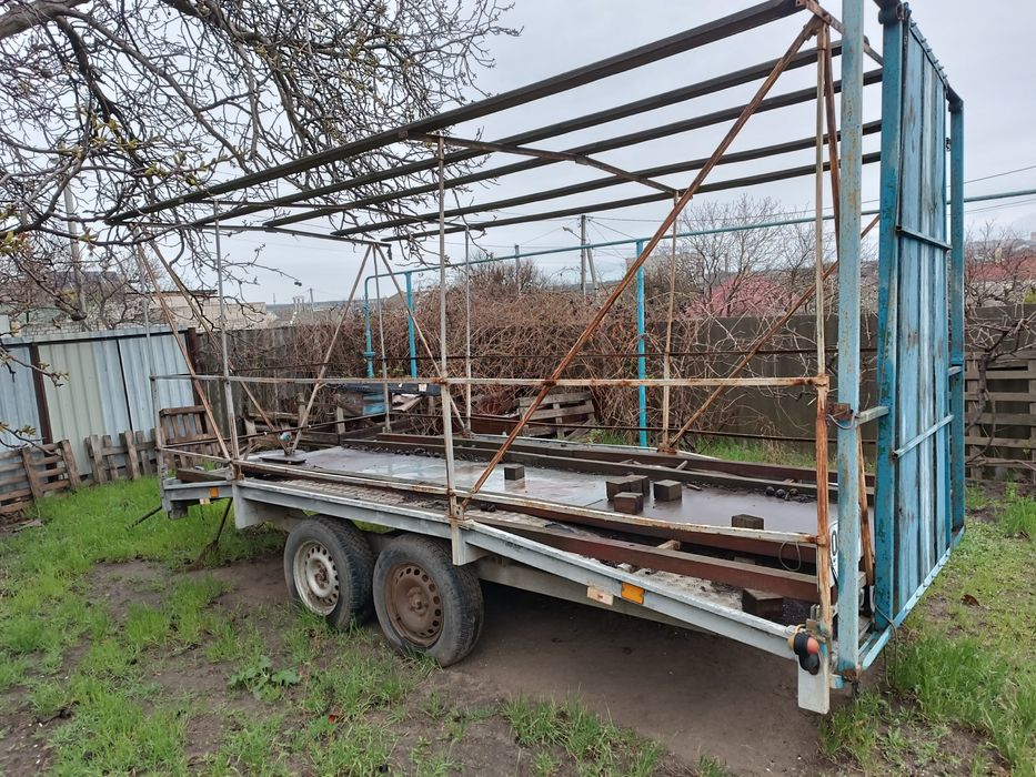 Продам причеп платформа