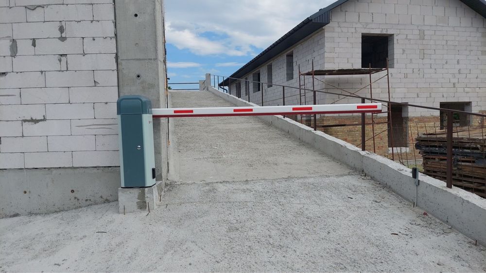 Продам автоматический шлагбаум с ГАРАНТИЕЙ! Бесплатная доставка!