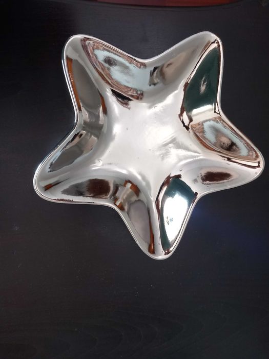 Silver Star-Shaped Trophy423542822316298241