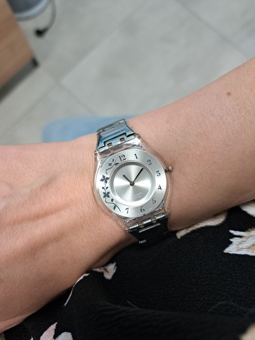 Piękny delikatny zegarek swatch skin ultra cienki 4mm srebrny bransoletka