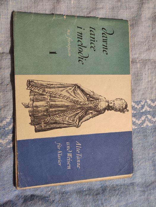 Stare nuty w większości na fortepian