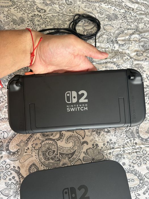Nintendo Switch 2 Novo + 2 jogos (resident evil requiem, Pokémon legends ZA) + case para transporte