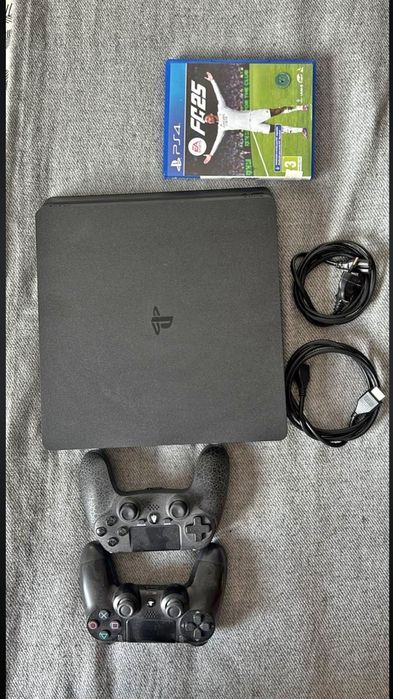 Ps4  2 comandos e o FIFA 25 Aceito troca e também vendo