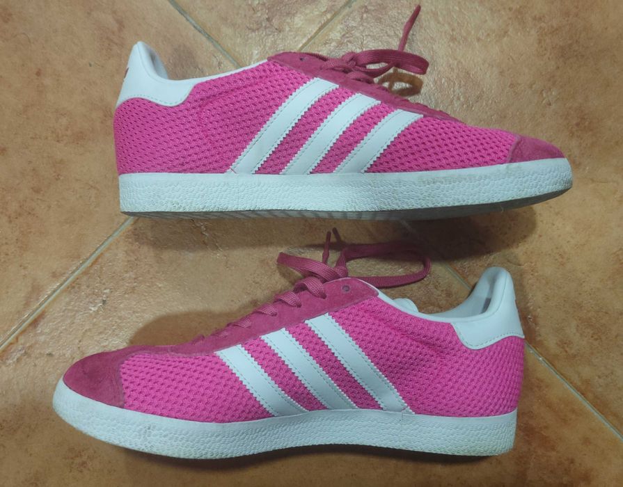 Sapatilhas Adidas Gazelle (Tamanho 37 1/3)