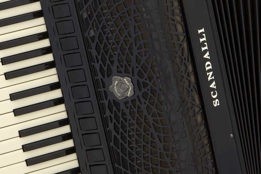 Akordeon Scandalli Conservatorio Extreme Piano Plus konwerter kanałowy