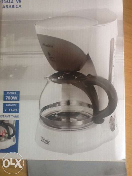 Капельная кофеварка Vitek VT-1502 W