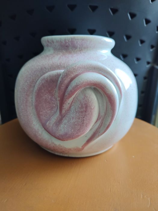 Wazon, motyw Serca, artysty plastyka Teresa Przyłecka