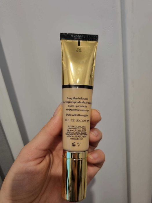 Estee Lauder Futurist Hydra Rescue Moisturizing Makeup SPF 45 1N2 Ecru
