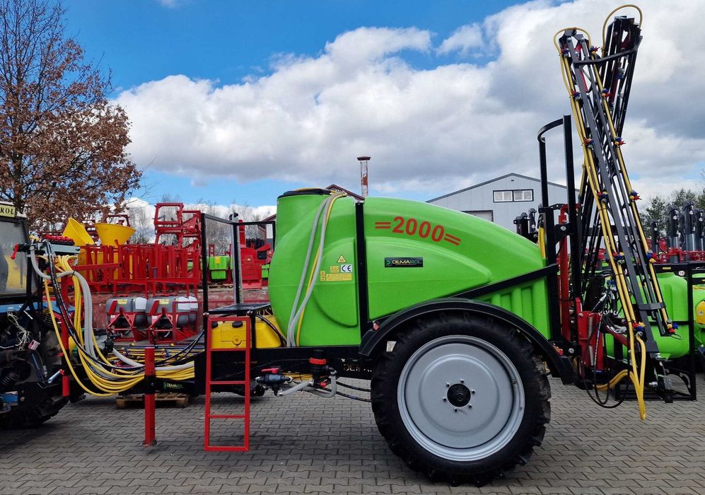 Opryskiwacz Polowy sadowniczy zawieszany ciągany