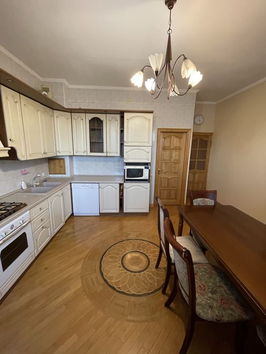 Бехтеревський Провулок 14 Оренда 5к Квартири Центр Паркомісце