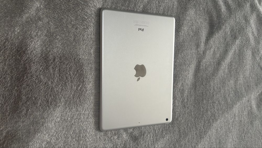 Ipad Air 1 - 32 ГБ - замінена батарея, повністю робочий