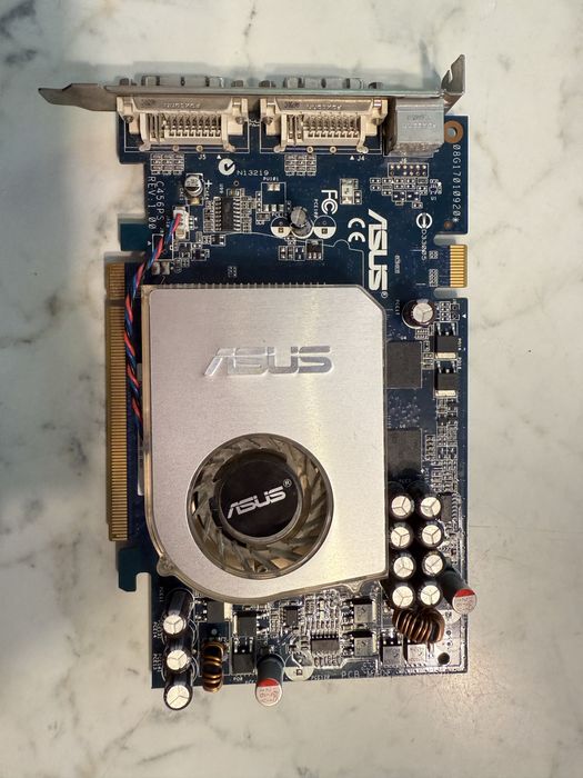 Видеокарта  Nvidia GeForce 9500GT нерабочая