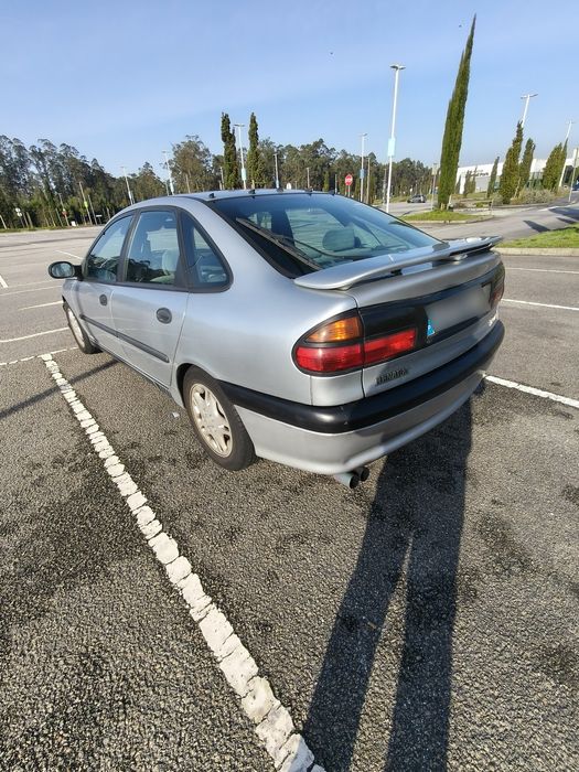 Renault laguna 1.8
