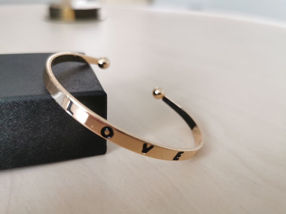 Zegarek damski i bransoletka