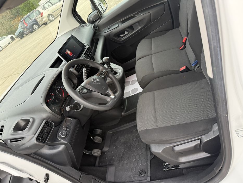 Opel Combo 1.5 CDTi 100HP 3Lugares - IVA DEDUTIVEL