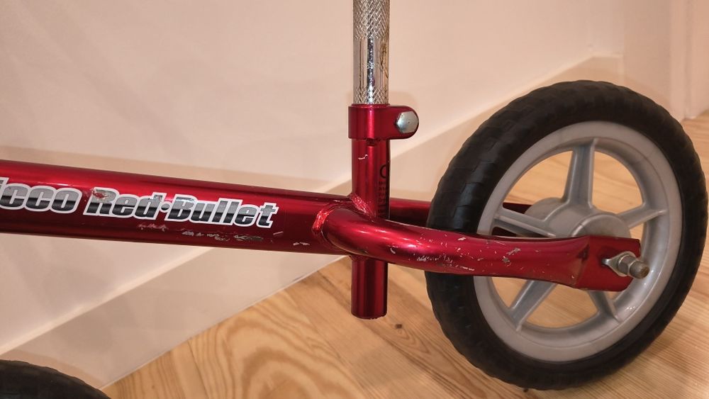 Bicicleta sem pedais Chicco Red Bullet