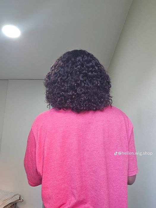 Peruca cacheada con franja