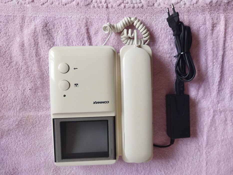 Видеодомофон COMAX DPV-4MTN.