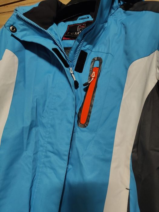 Kurtka damska wiatrówka