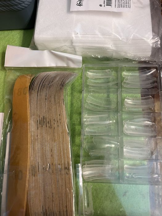 Продам набір для манікюру