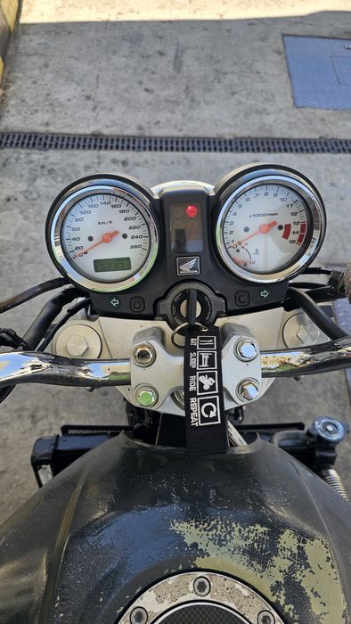 Hornet 2004 25kw