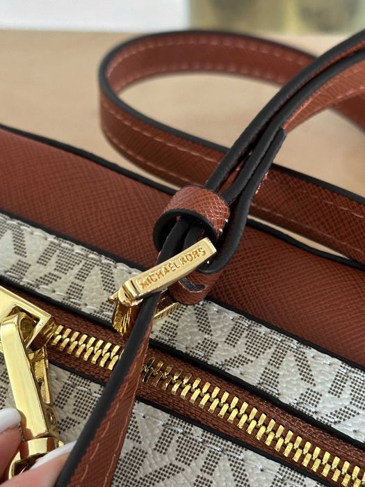 Сумка Michael Kors Jet Set milk